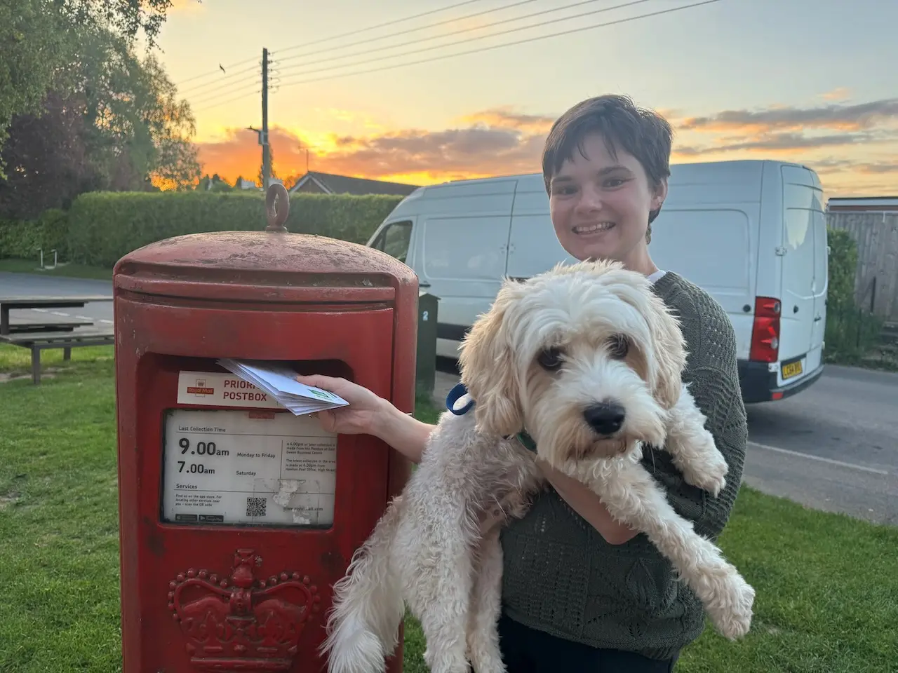 Photo of Teddy sending Post